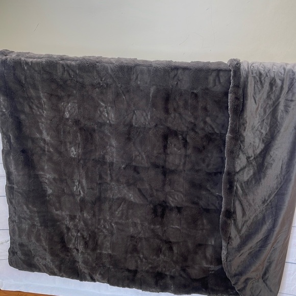 Berkshire Dark Brown Throw Blanket - Picture 8 of 11